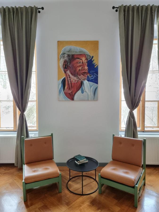 Апартаменты Cuba Брашов Экстерьер фото